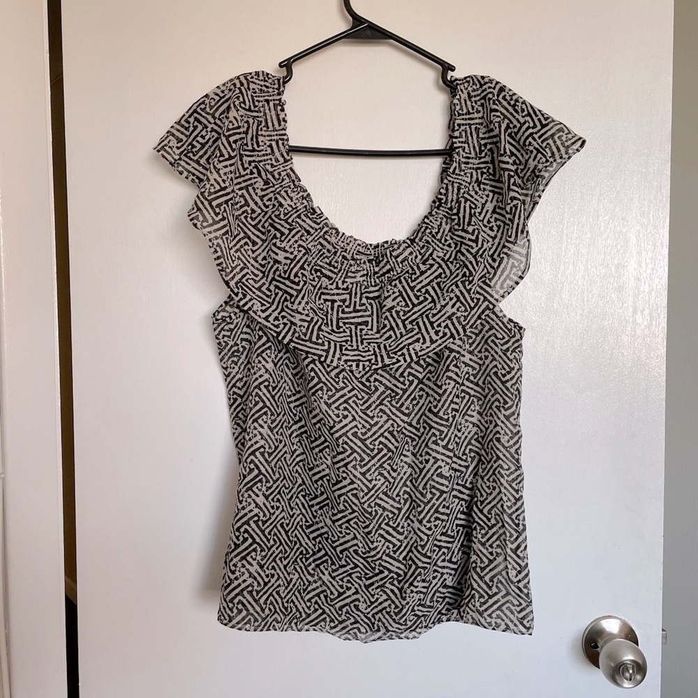 Michael Kors Ethnic Print Flutter Top - Size M - Picture 1 of 8